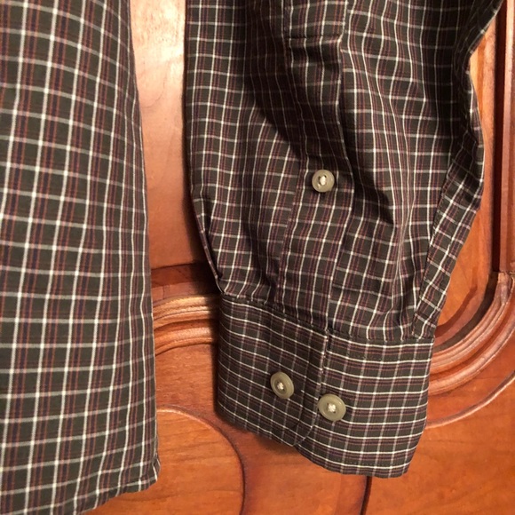 Classic - TravelSmart - button down - Picture 4 of 7